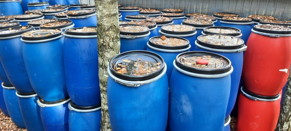 Beczki beczka 120l plastikowe plastikowa 200 sztuk