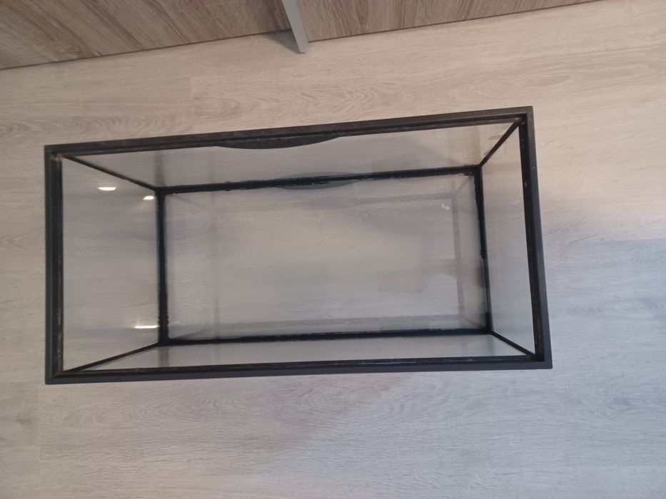 Vendo aquário/tartarugueira