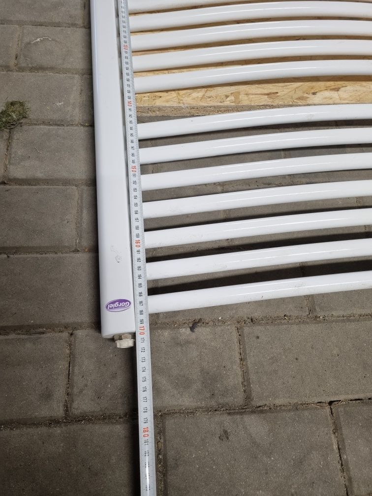 Grzejnik łazienkowy Gorgiel 750x1700, biały, podłączenie dolne