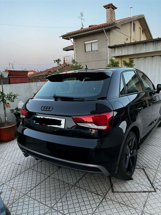 Audi A1 S-LINE ano 2018