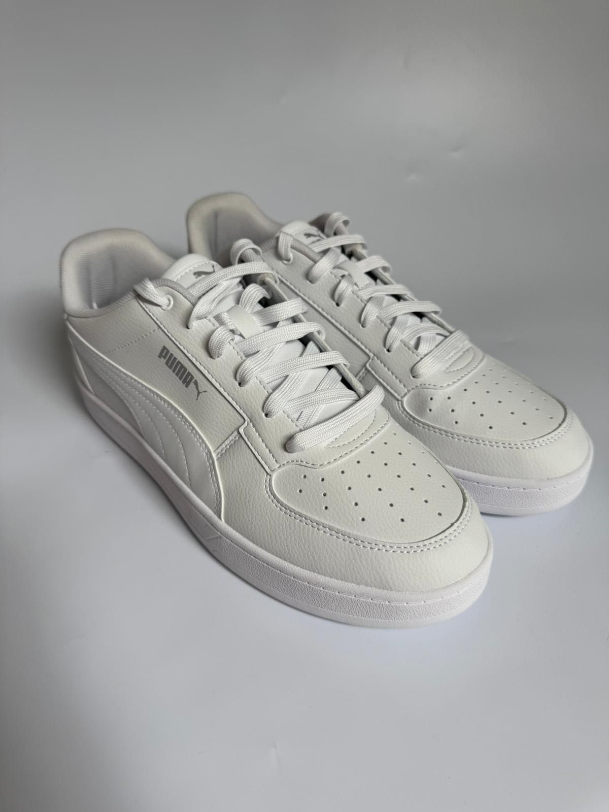 Nowe sneakersy męskie PUMA białe 44,5