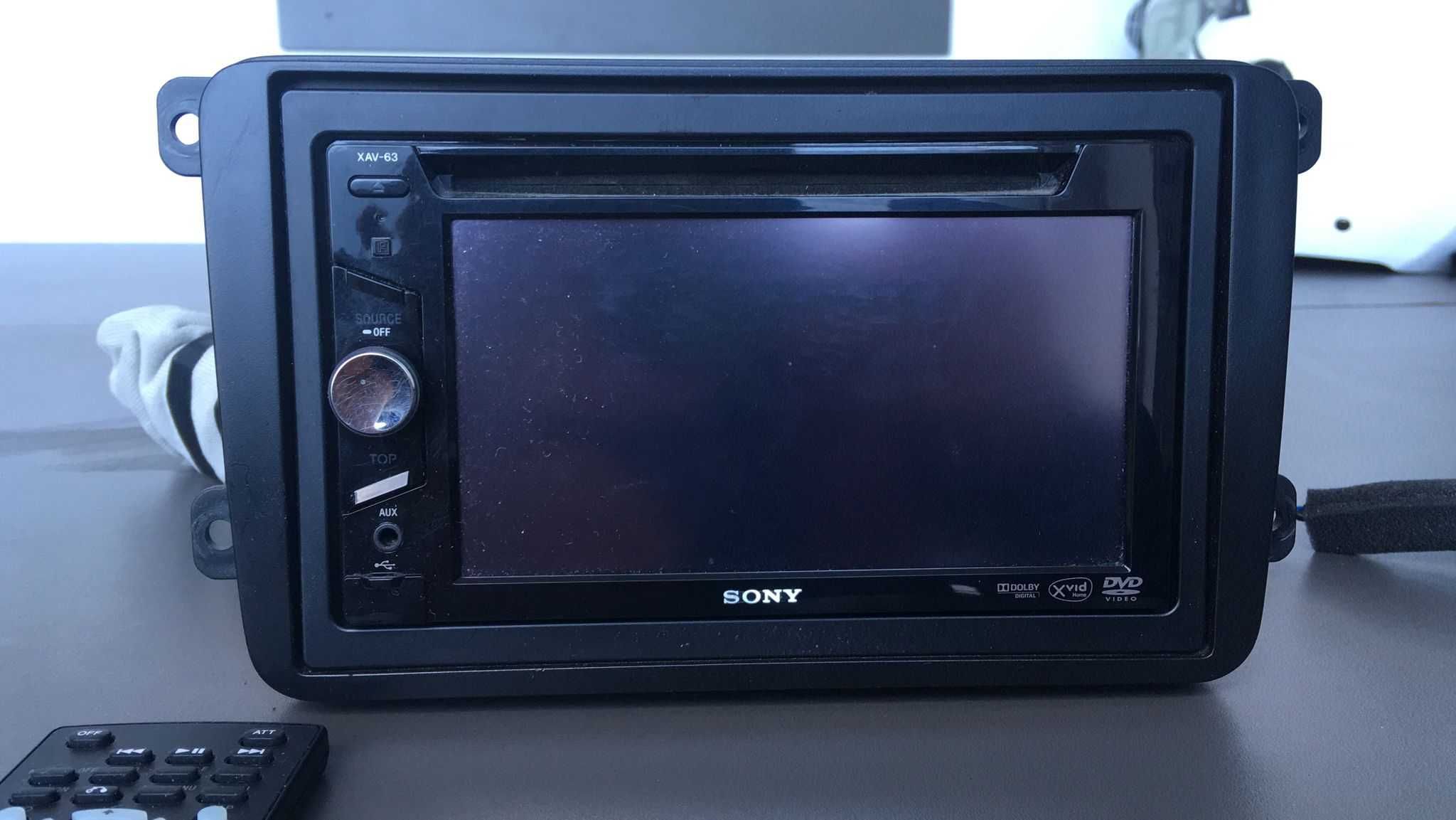 radio Pioneer AVIC-F911OBT CD DVD USB , Sony XAW-63