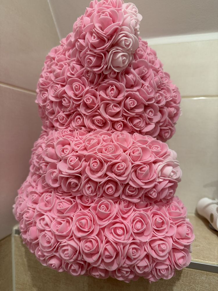 Miś z róz  35 cm