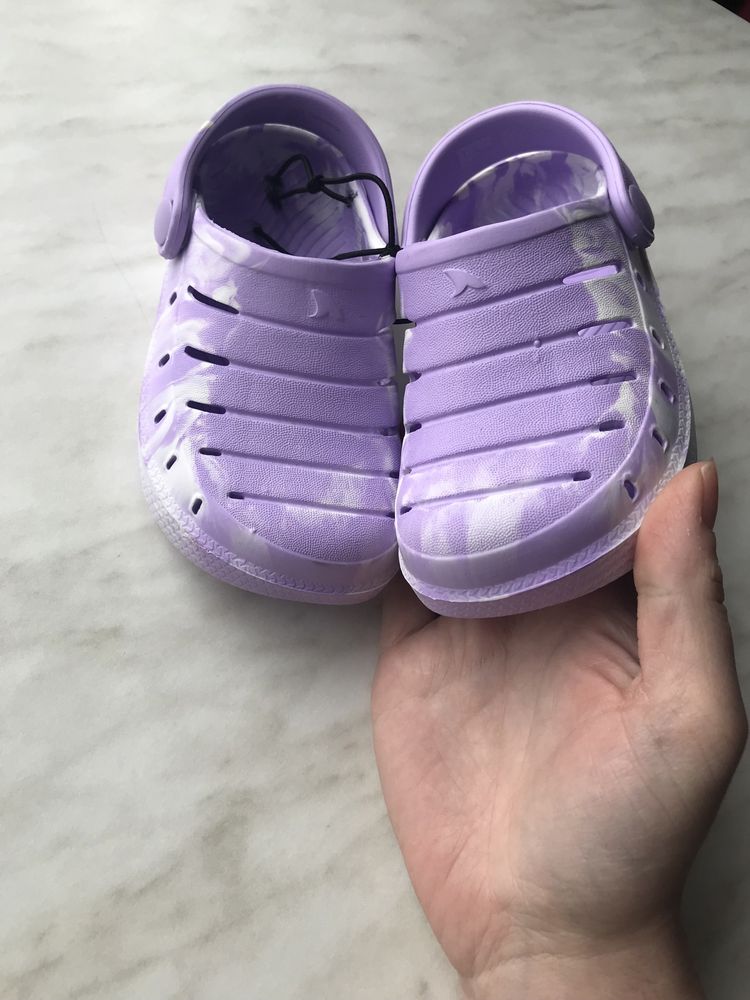 Крокси size 7