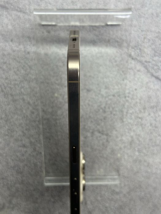 Apple iPhone 16 Pro Max 256Gb Desert Titanium