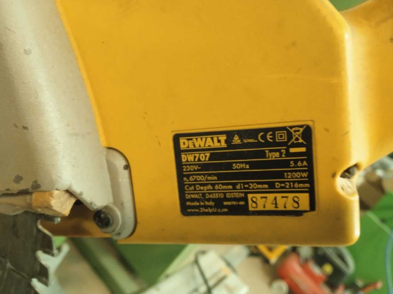 Ukośnica DeWalt DW707 + stół DE7023