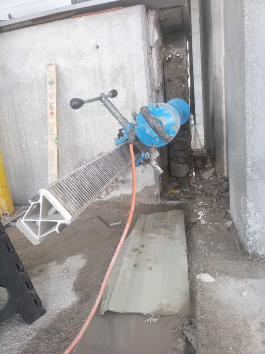 Cięcie wiercenie betonu techniką diamentową wyburzenia precyzyjne.