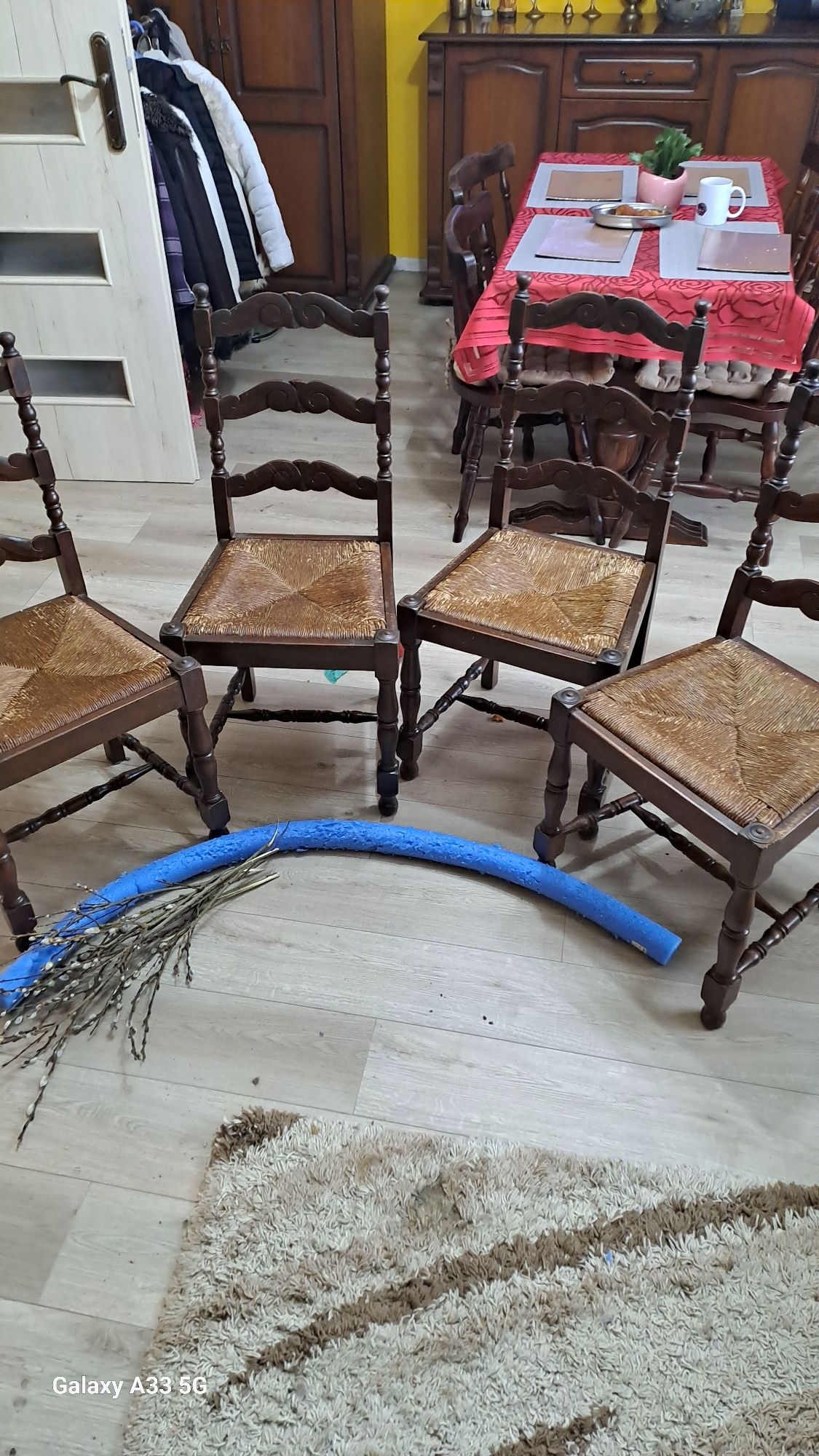 Krzesła dębowe cztery