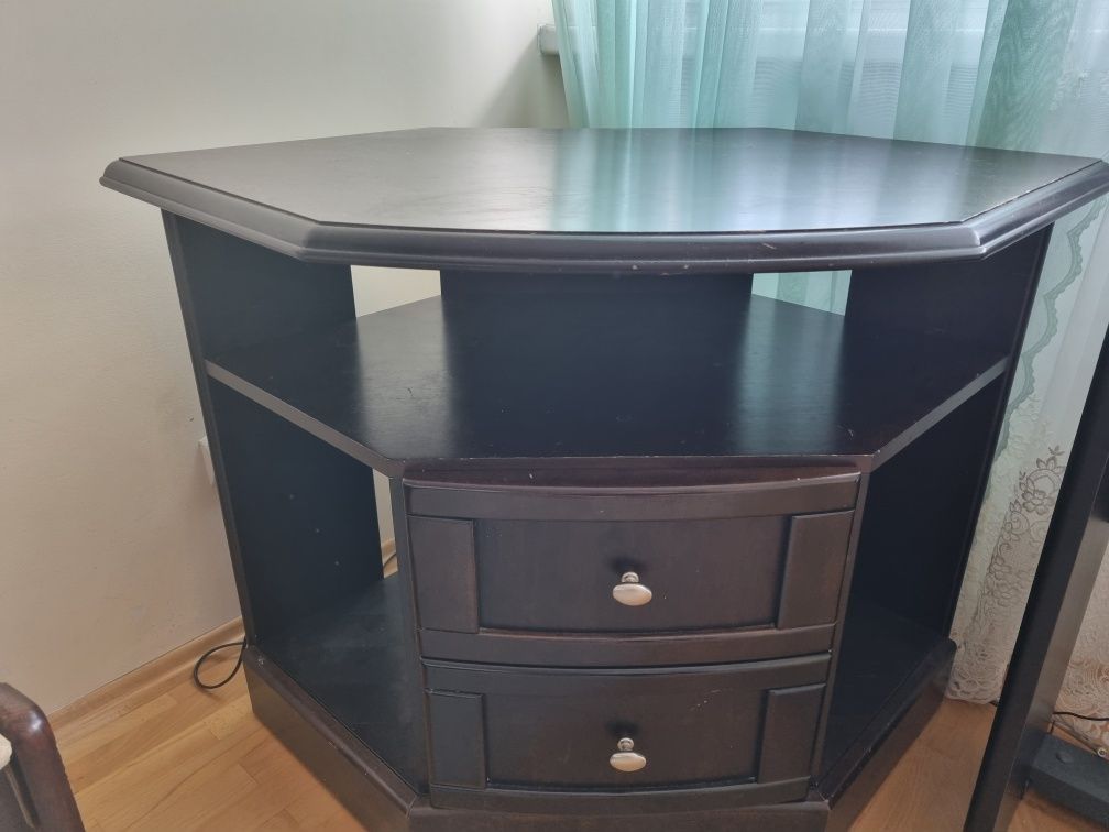 Szafka pod telewizor