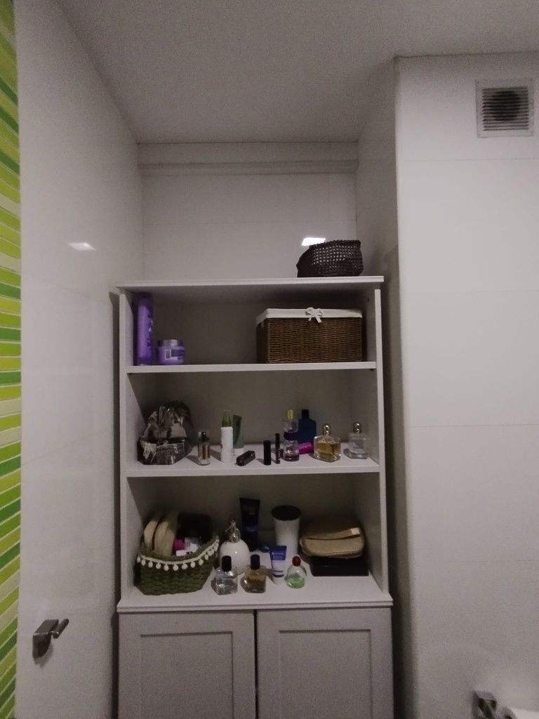 Móvel IKEA de arrumação