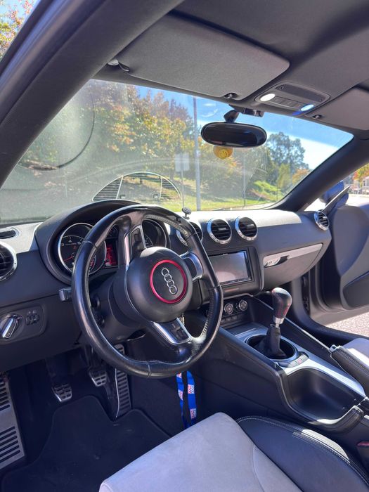 Audi TT 8J 2.0 TSI  (JBL, rádio Android) 140.000km