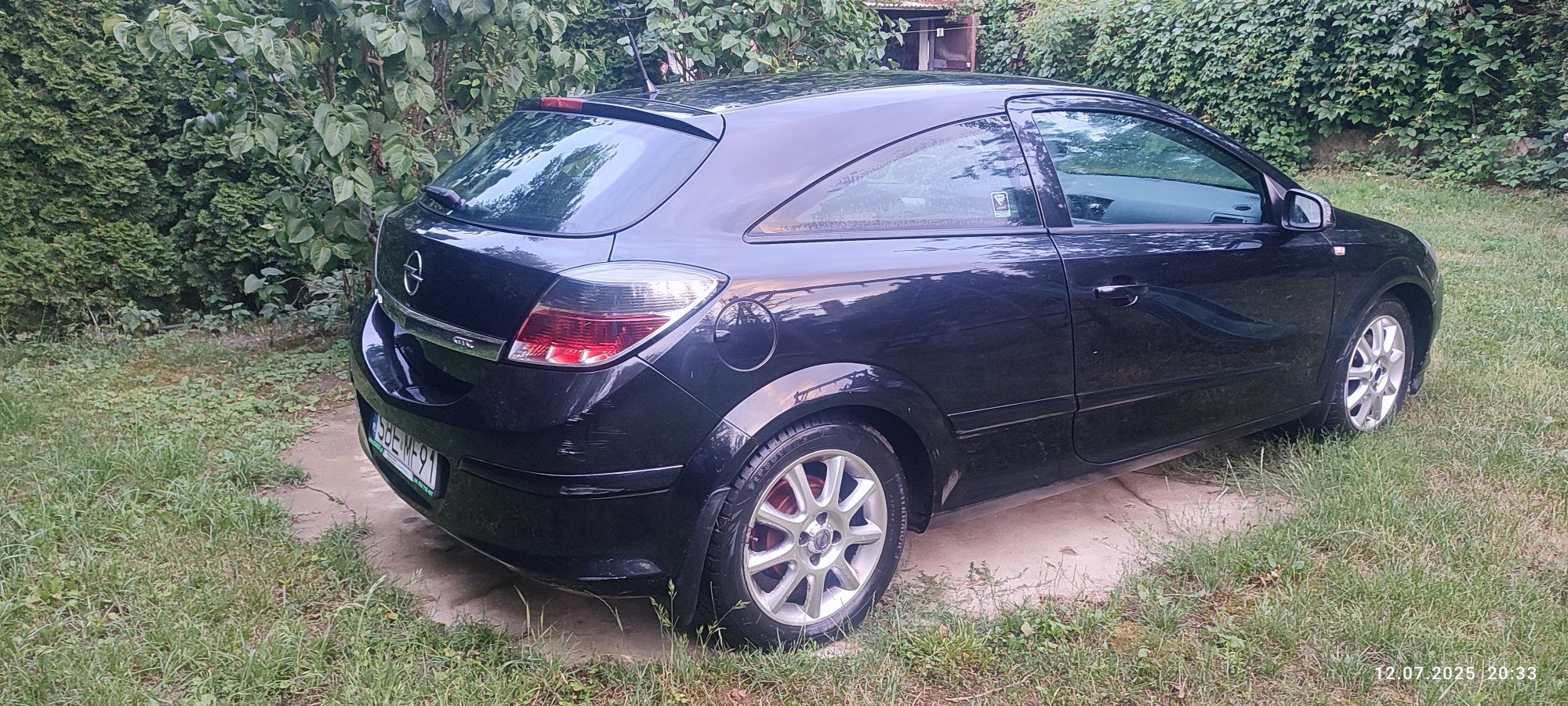 Opel Astra H GTC 1.6