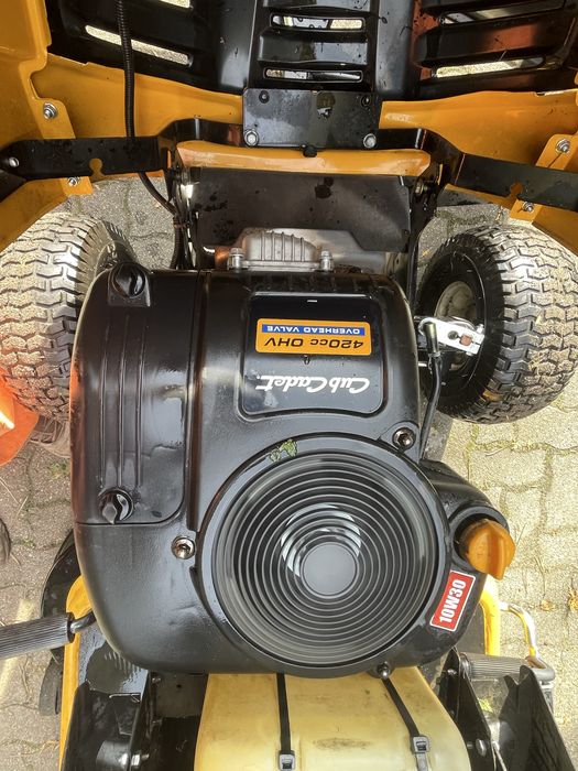 Traktorek cub cadet lt2