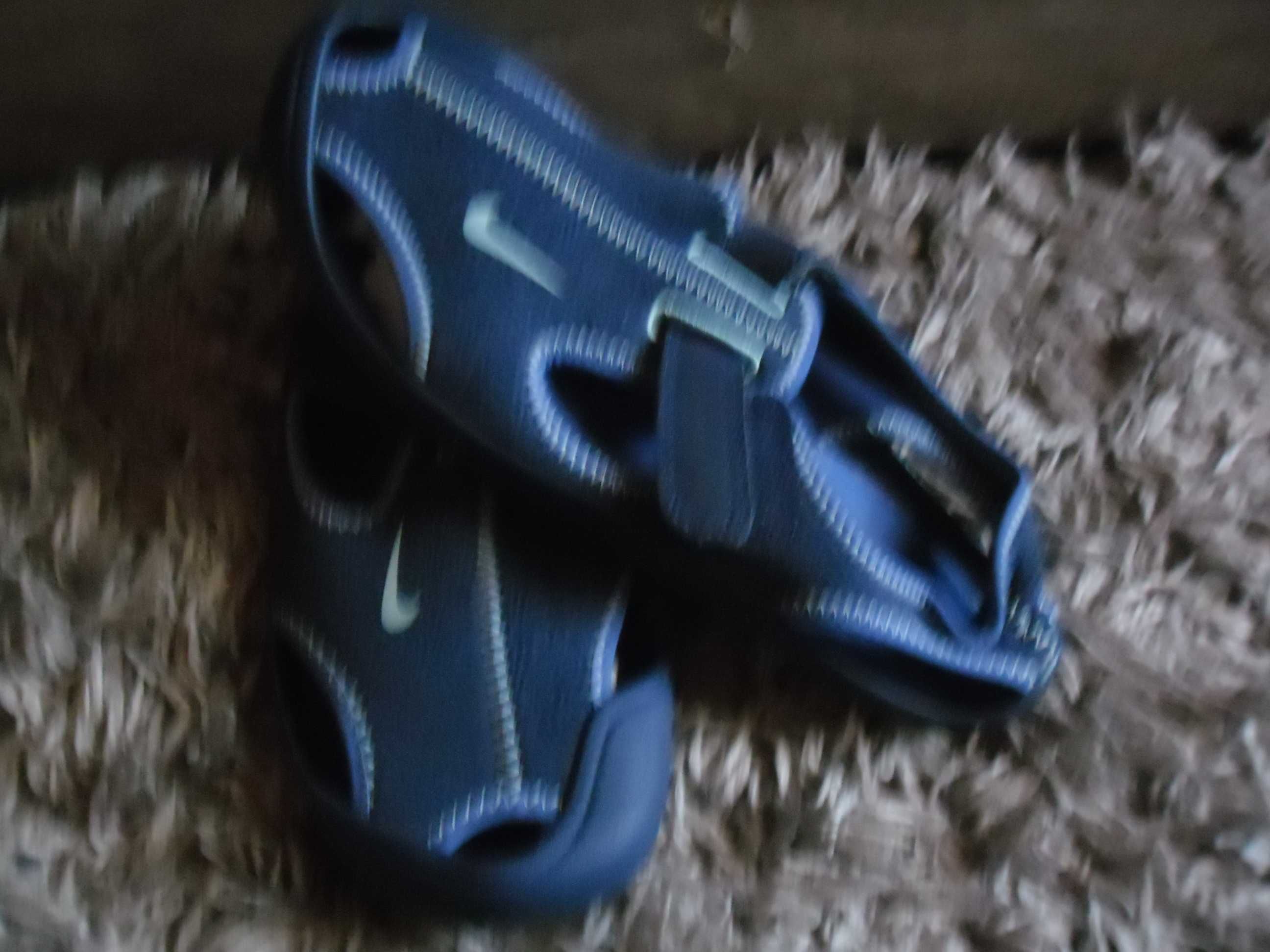 NIKE lekkie Sandały granatowe  r.35/22cm na rzep!! jak nowe!