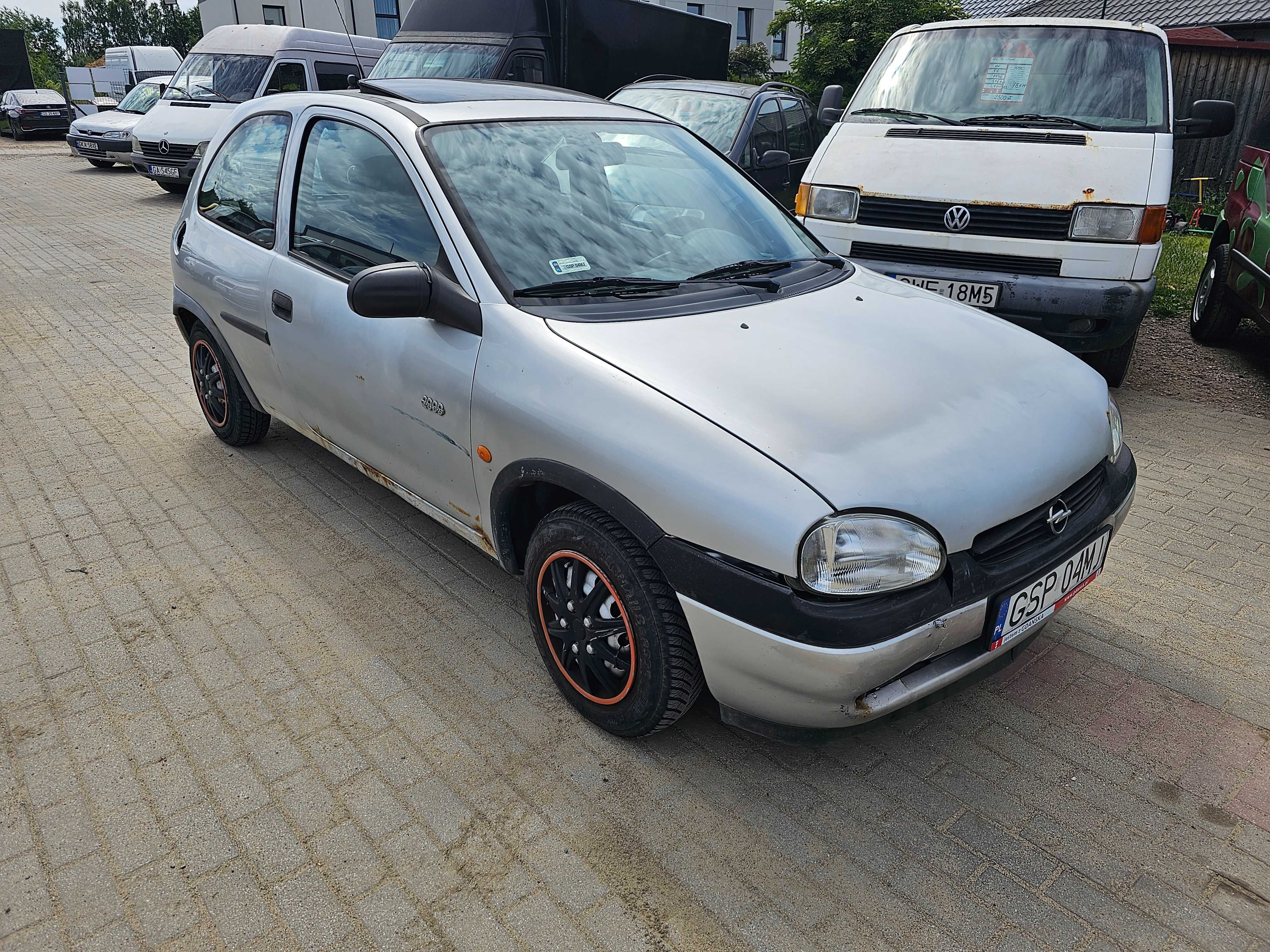 Opel Corsa 2000r. 1.0 benzyna 54KM / Opłaty Aktualne