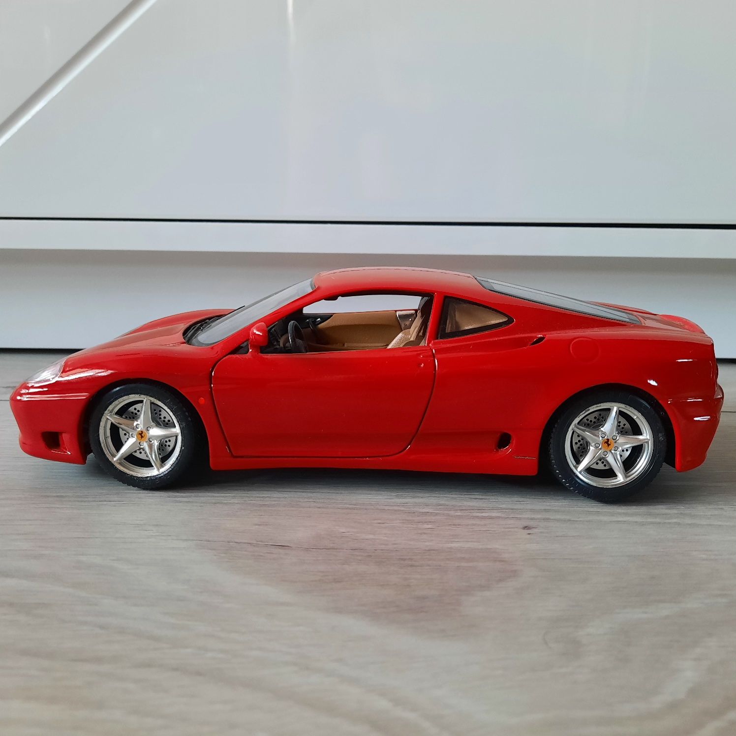 Auto Samochód Kolekcjonerski Ferrari 360 Modena 1999 Bburago 1:18