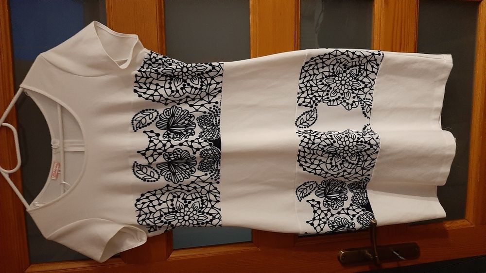 Sukienka elegancka 42