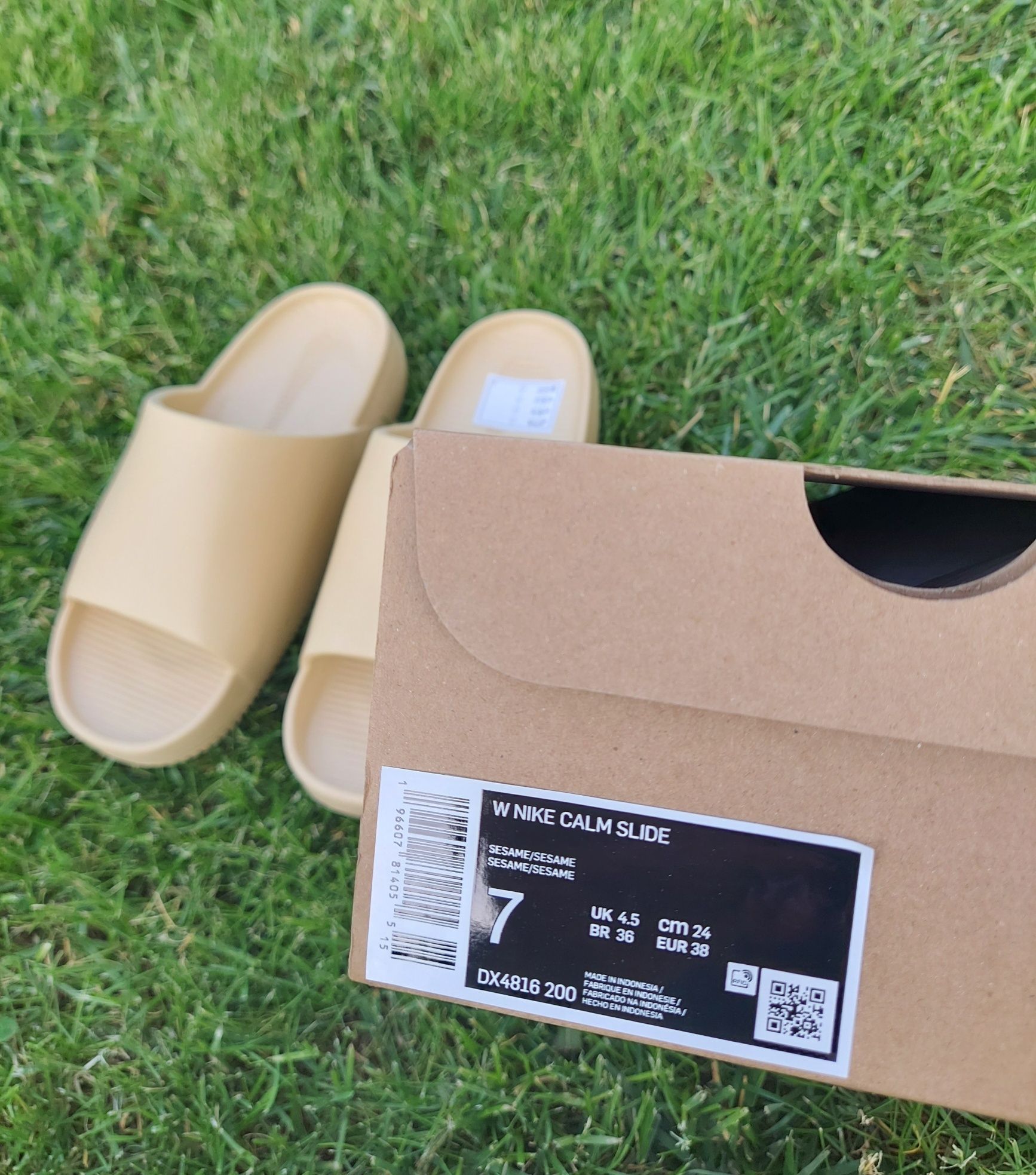 Klapki Nike Calm Slide rozmiar 38