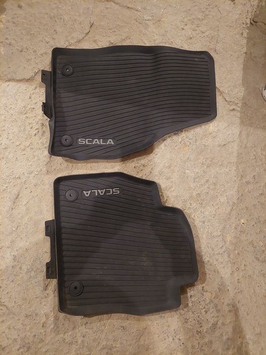 Dywaniki gumowe Skoda Scala, przód oryginalne