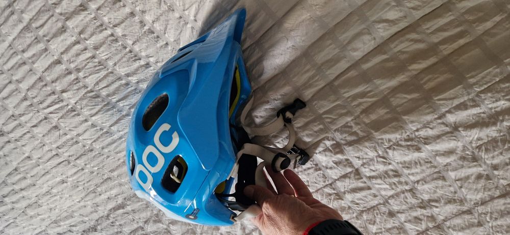 Capacete POC tamanho S (54cm max)