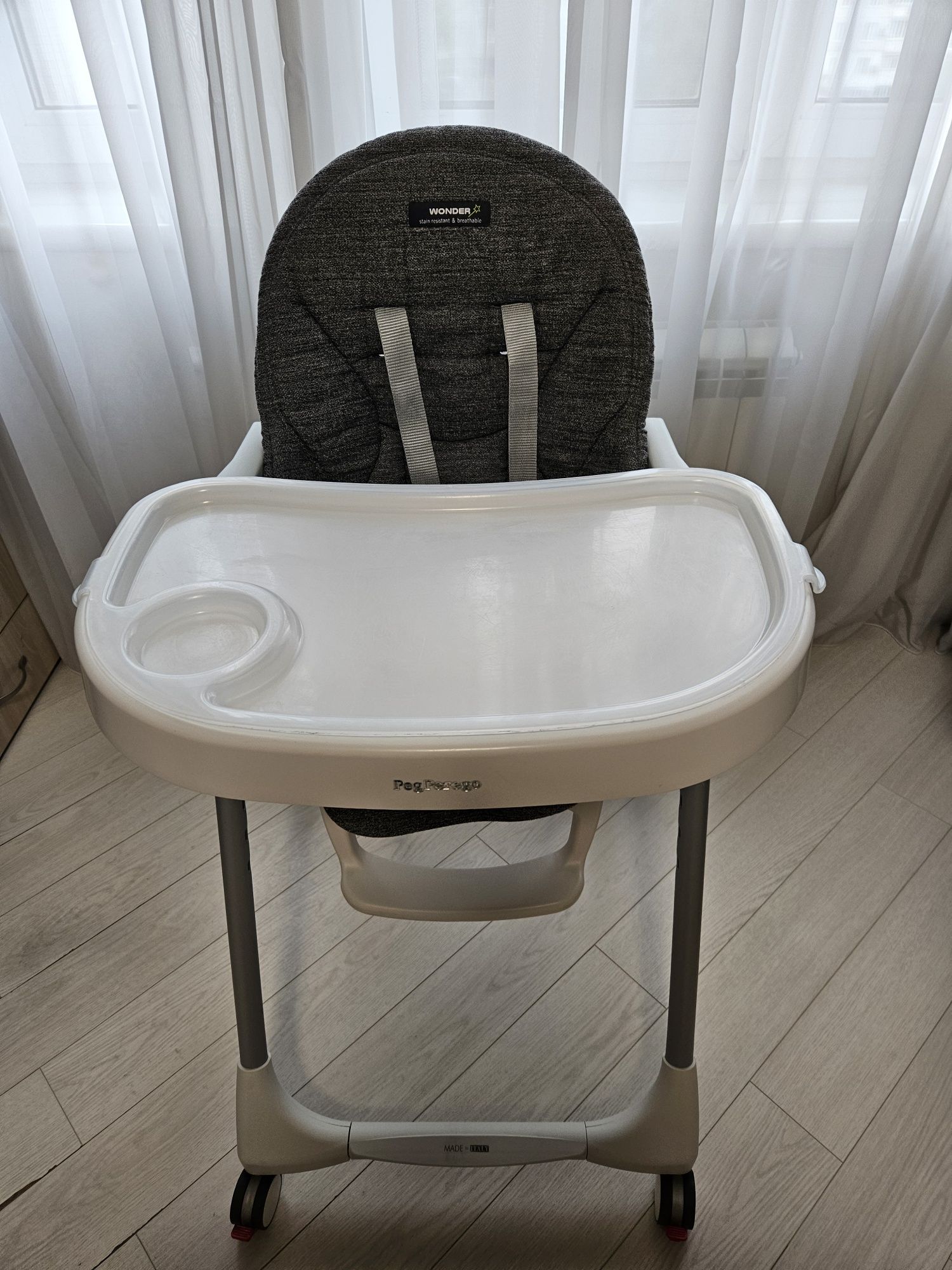 Стілець для годування Peg-Perego Prima Pappa Follow Me Wonder Gray