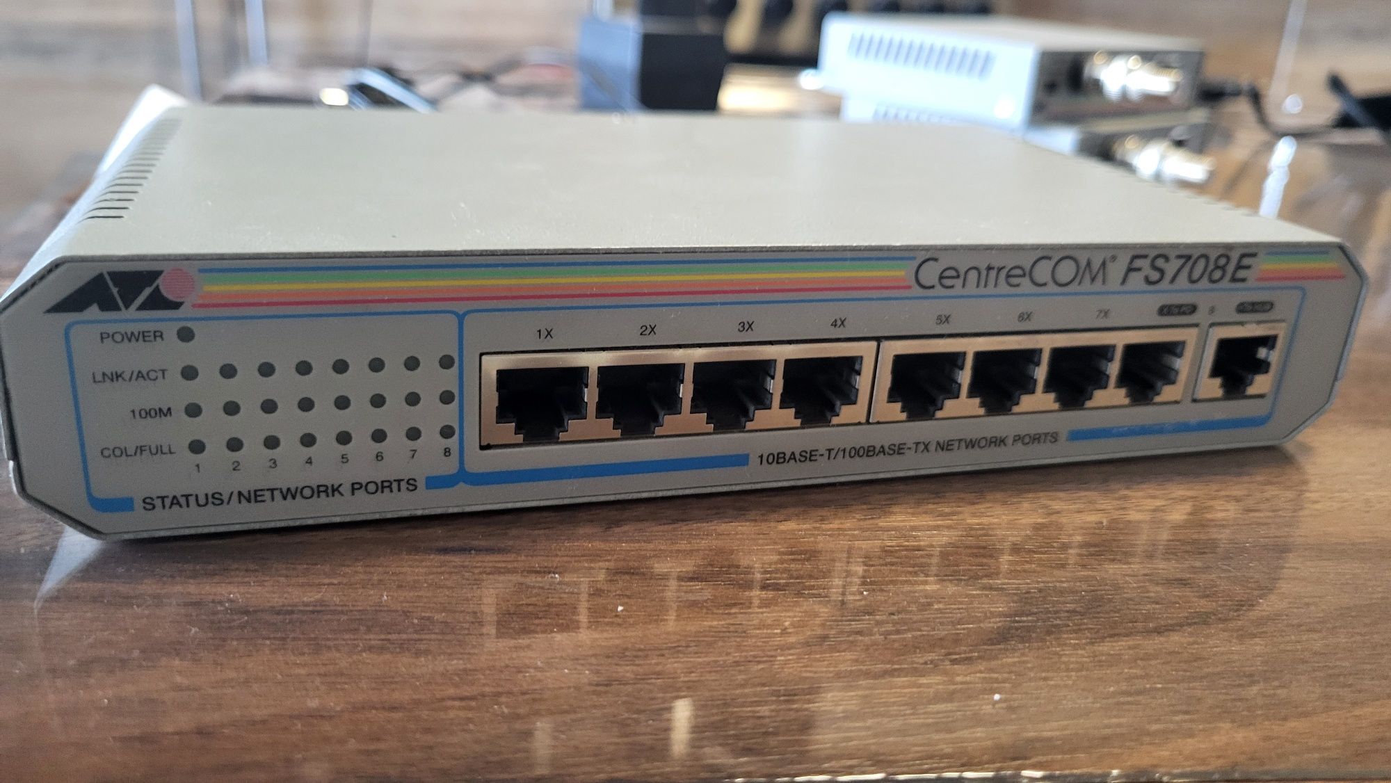 Світч Allied Telesyn AT-FS708E