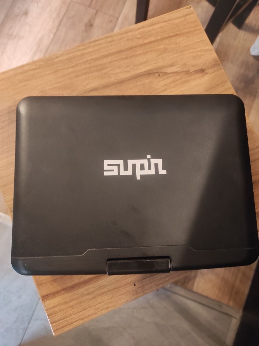 Monitor dvd supin