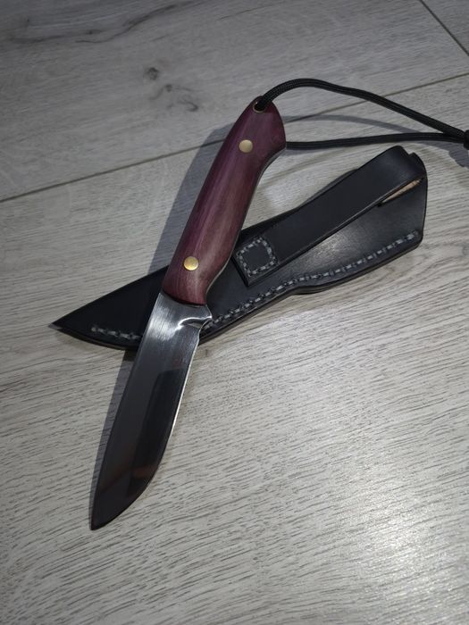 Nóż recznie robiony 4h13 plus pochewka