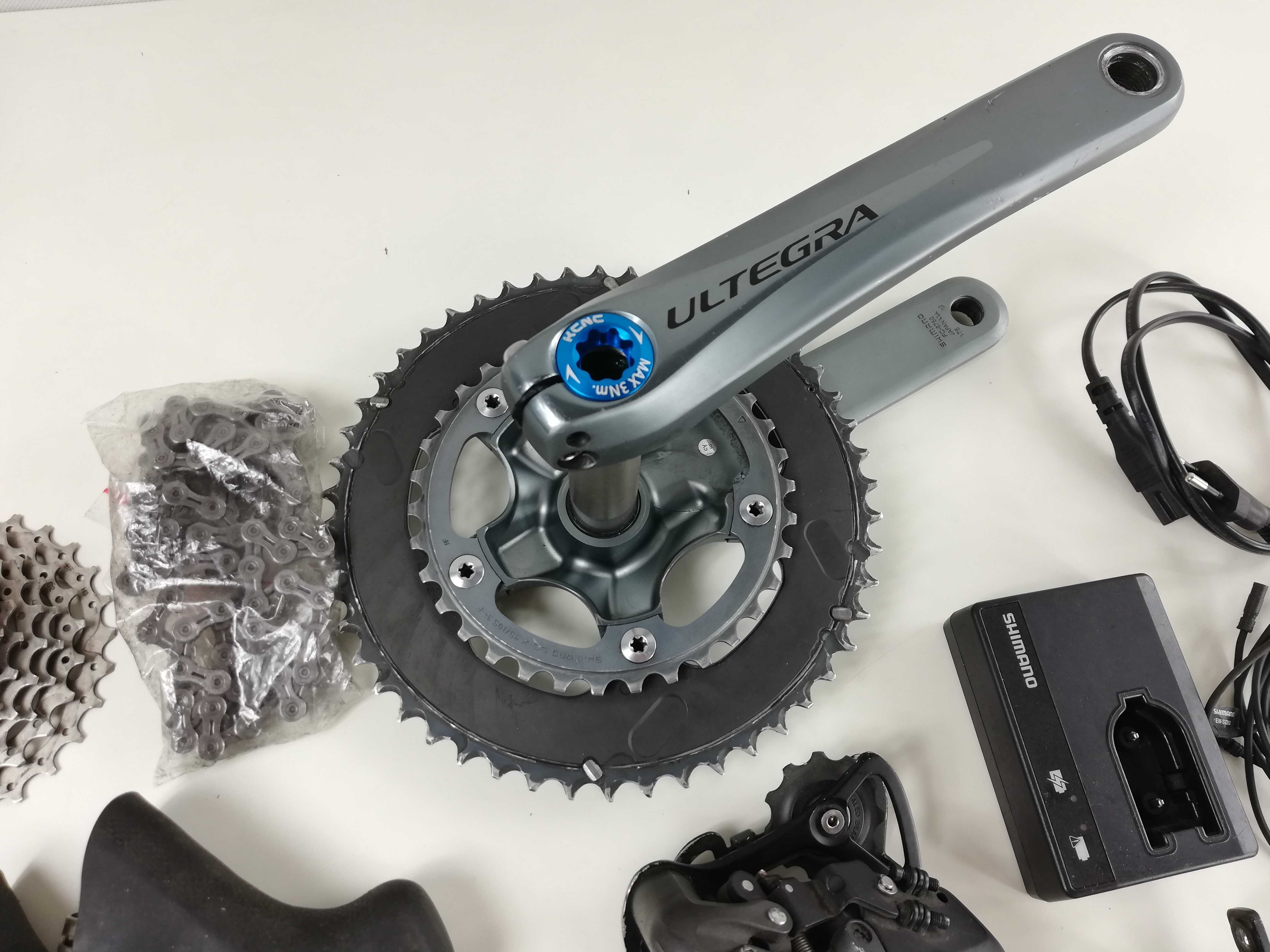 Grupa Shimano Ultegra Di2 6770 / komplet