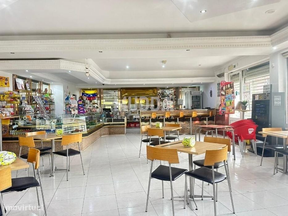 Trespasse – Pastelaria Avenida, Salreu