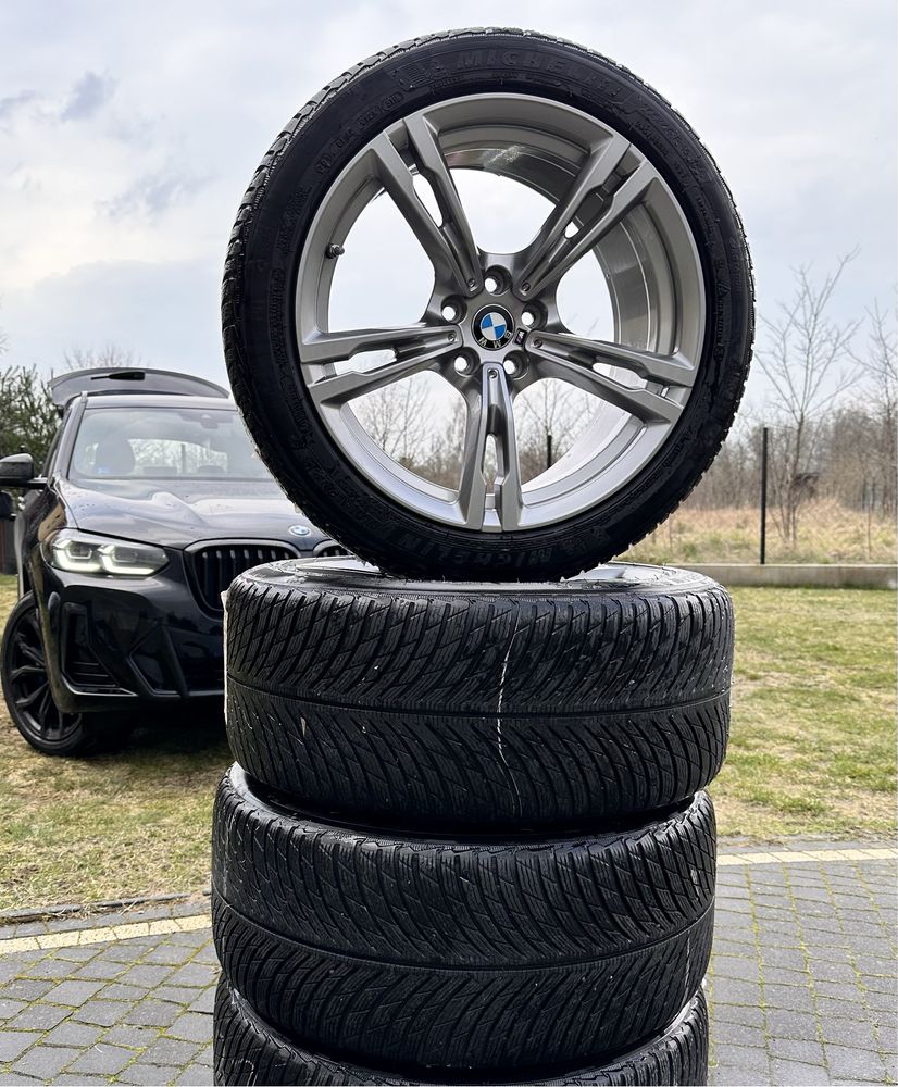 Komplet kół BMW, felga i opona 265/40R19 102 V michelin