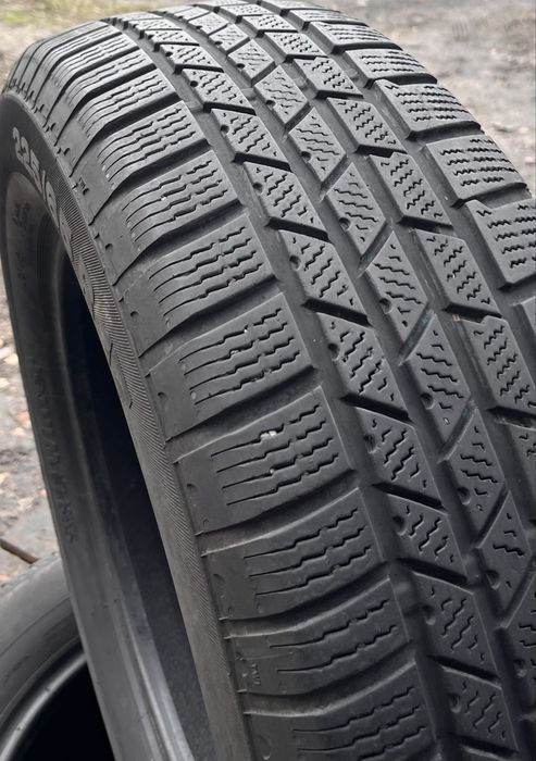 Зимові шини пара 225/65 r17 Continental