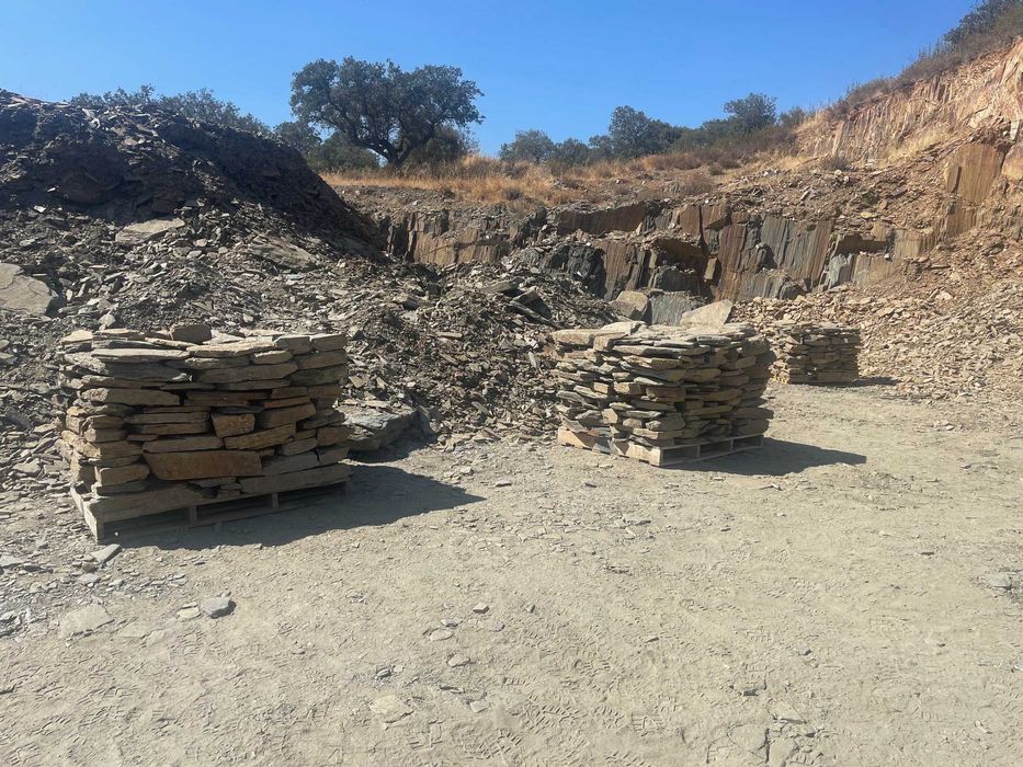 Xisto para Calçada e Muros