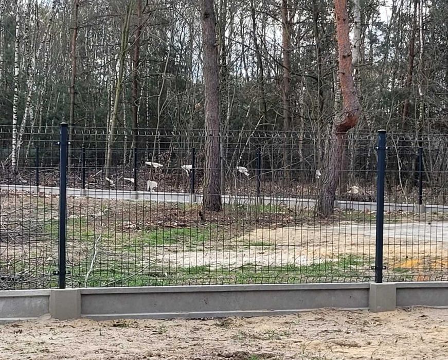 Ogrodzenie panelowe w zestawie z podmurówką płot panelowy  w komplecie