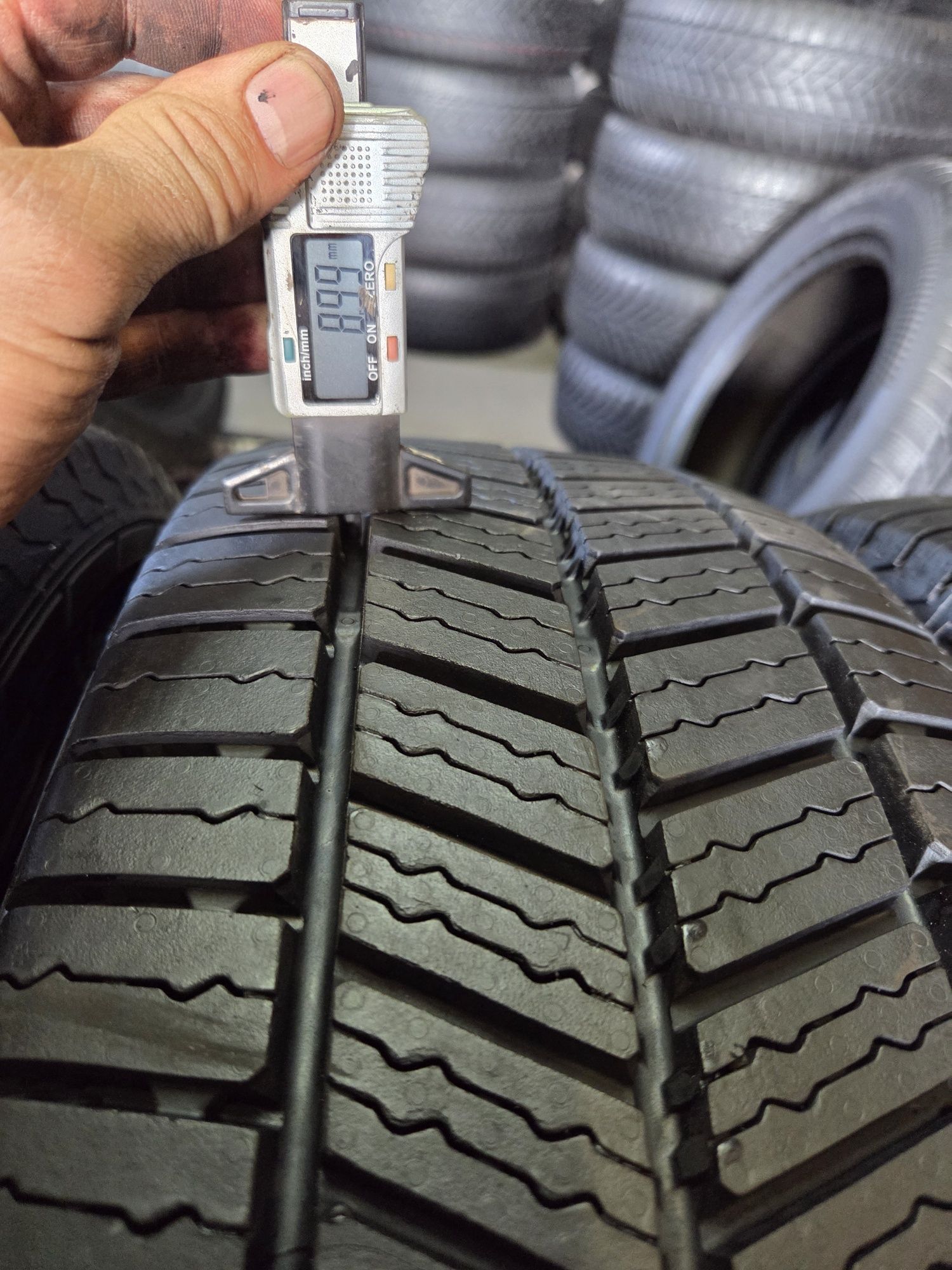 opony  nowe 235/65R16 C Continental VANCONTACT VANCONTACT A/S ULTRA