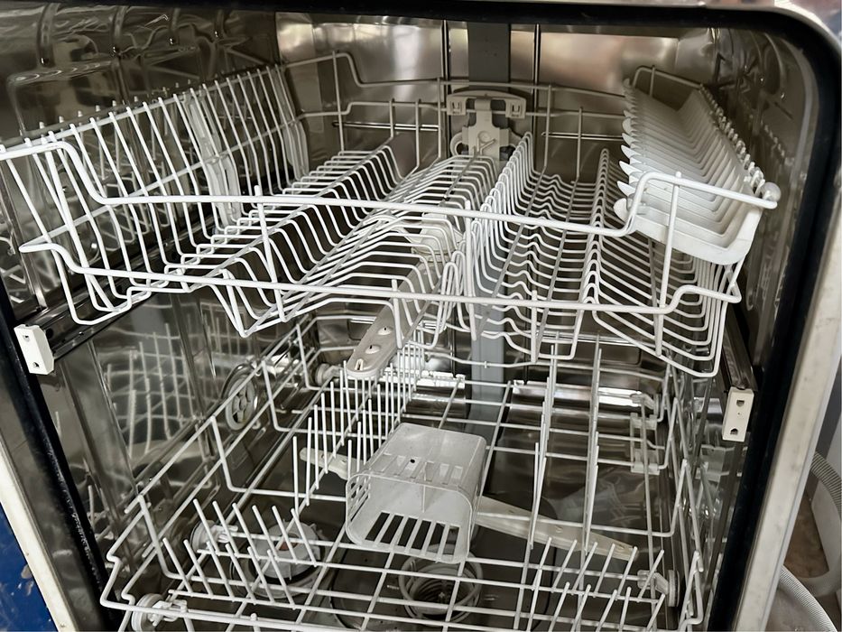 Посудомийка Whirlpool ADP 6440 60*60