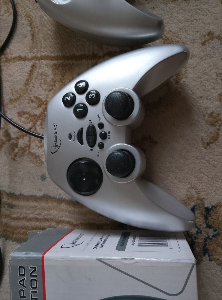 Ігрові джойстики Gembird usb