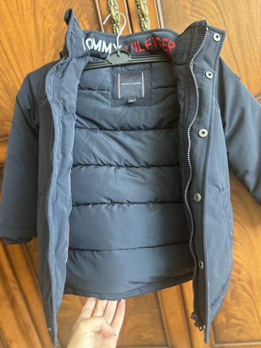 Продам парку Tommy Hilfiger, 5 років