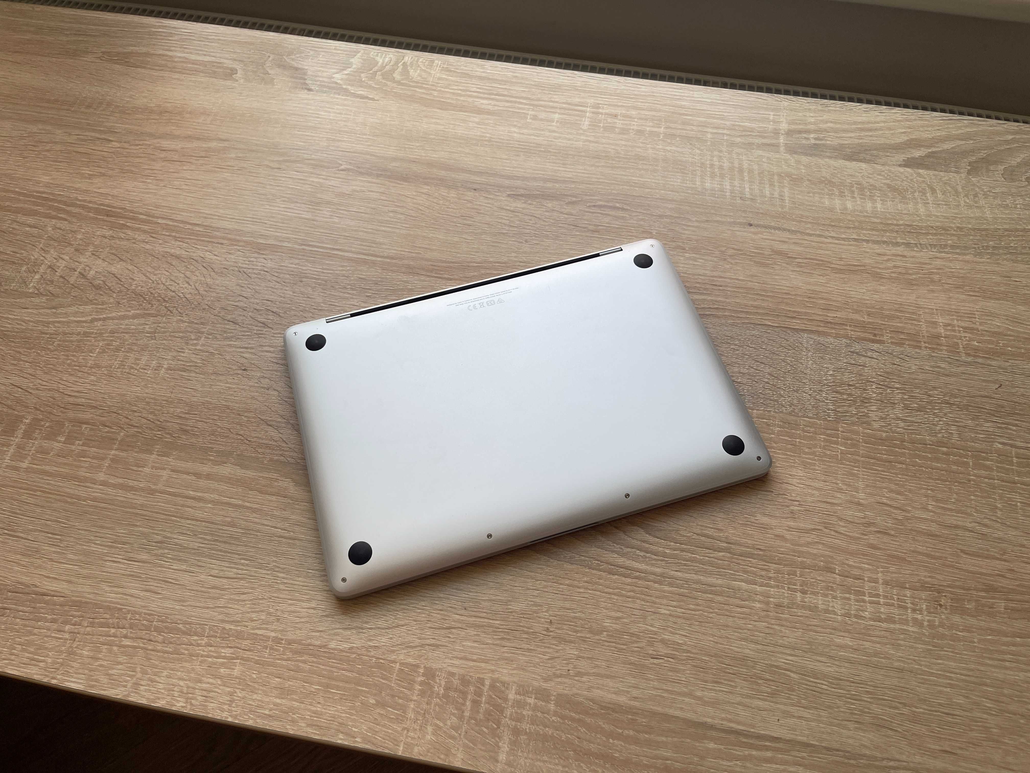 Новий MacBook Pro 13 2022р. apple M2_24GbRAM_1000gb SSD_1 цикл зарядки