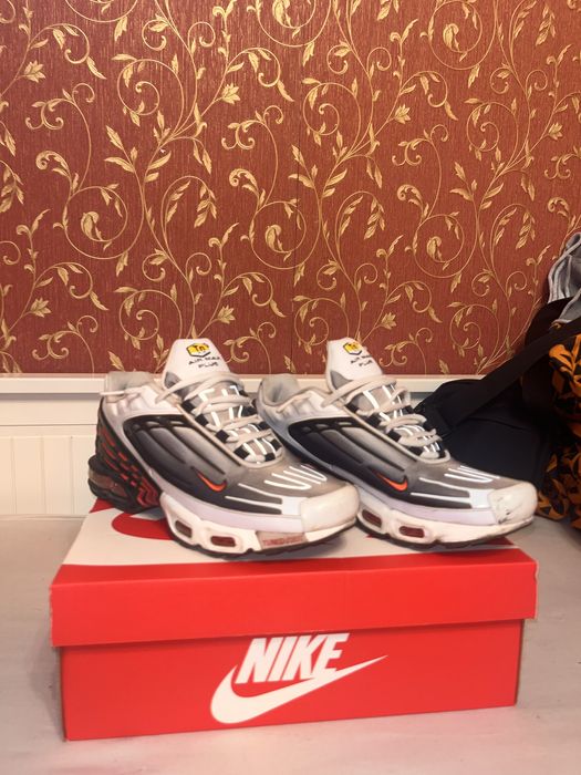 Nike air max plus TN 3 white black team orange