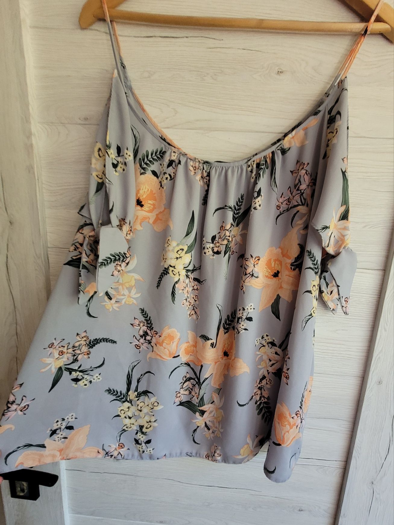 Śliczna zwiewna bluzka Dorothy Perkins M print kwiatowy
