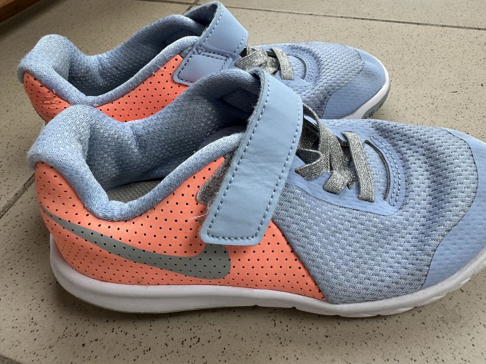 Buty NIKE rozmiar 28,5 wkładka 18,5 cm