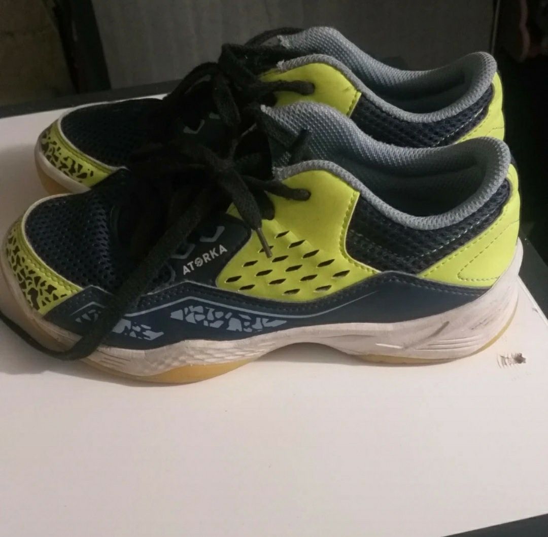 Buty sportowe dla chłopca rozm 34