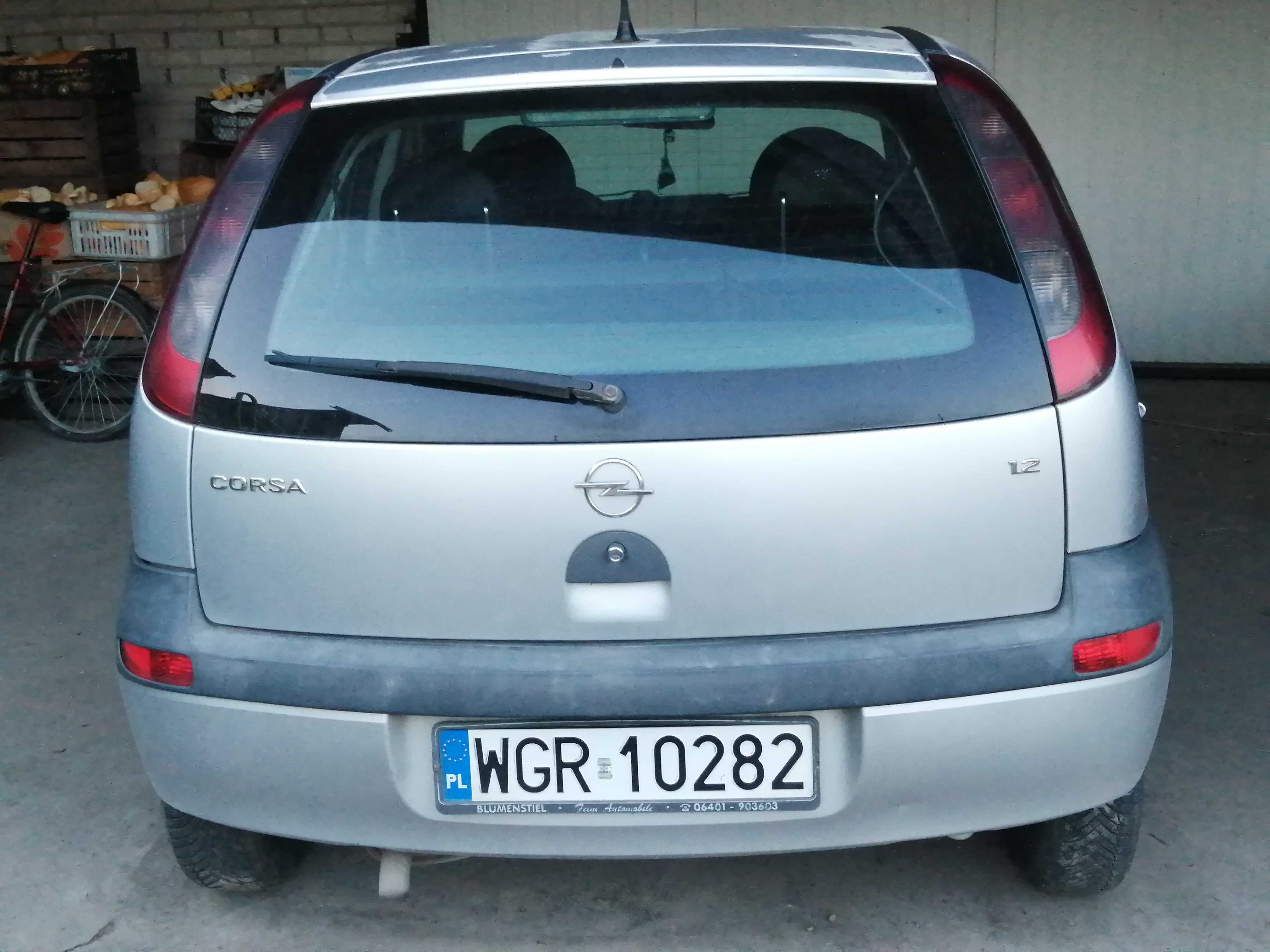 Opel corsa 1.2 benzyna 2002 rok