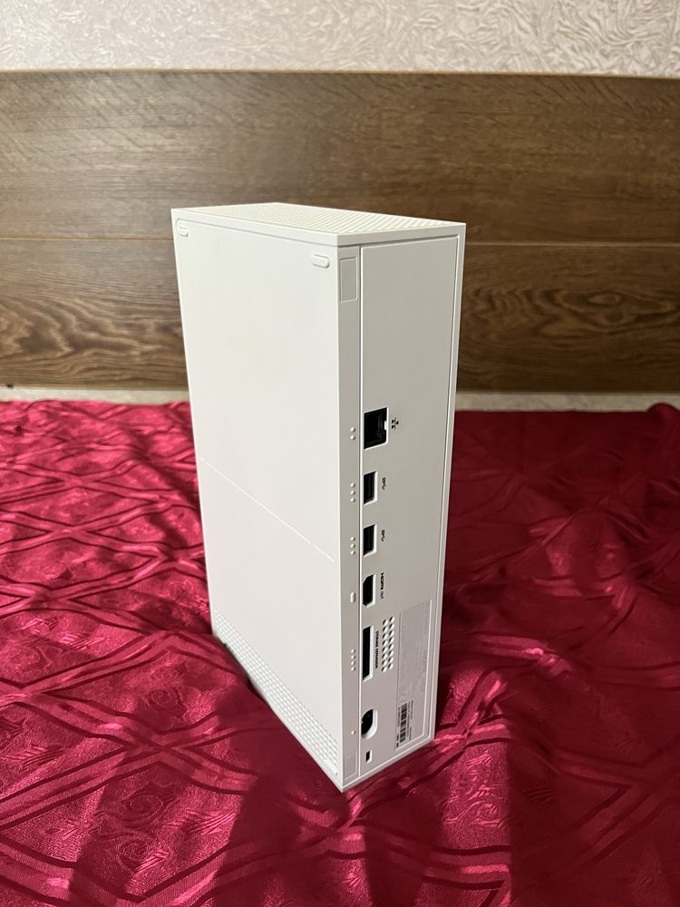 Xbox Series S. 512gb 2 пада.