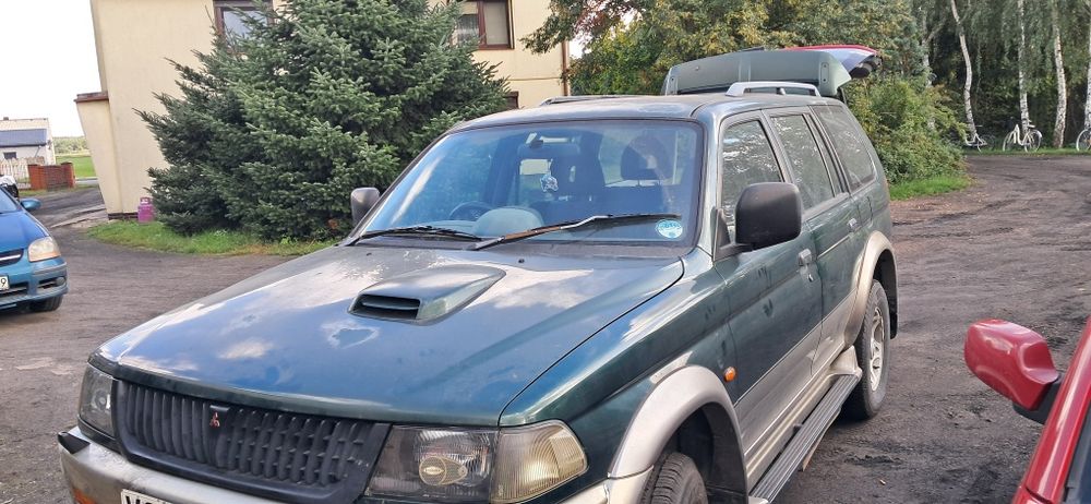 Sprzedam mitsubishi challenger