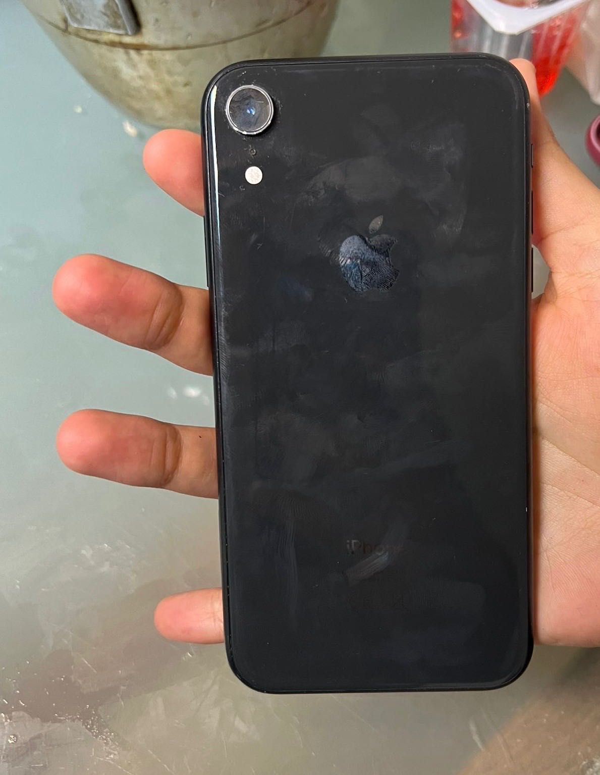 iPhone XR 128GB seminovo (estado novo)