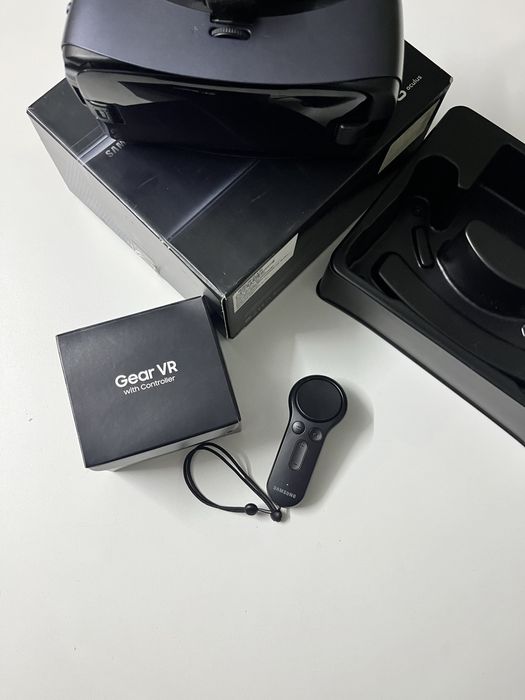 Vr окуляри Samsung Gear VR