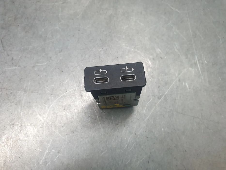 Módulo USB / AUX / IPOD BMW 1 (F40)
