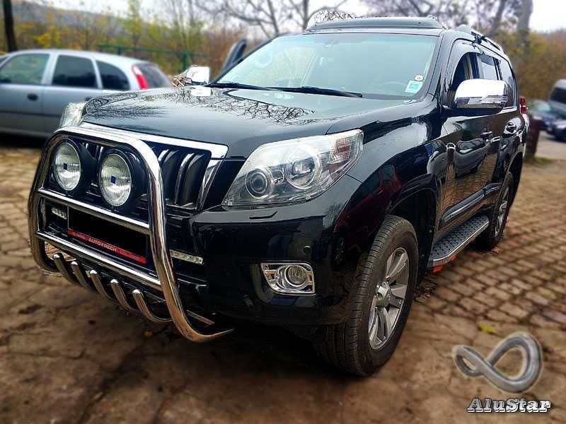 Toyota HILUX Podesty Orurowanie